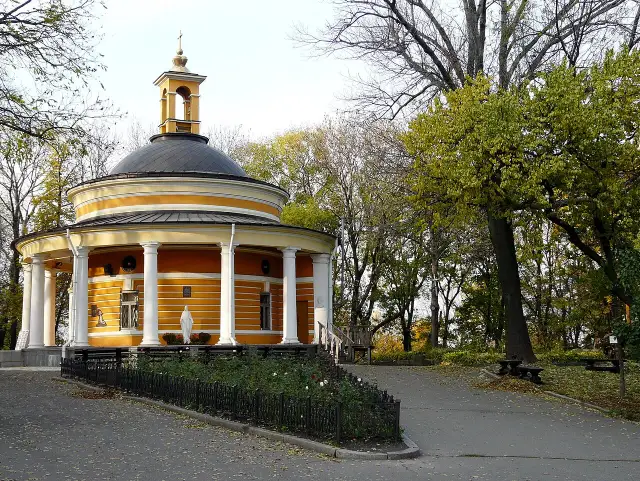 Ротонда церкви святого Миколая на Аскольдовій могилі